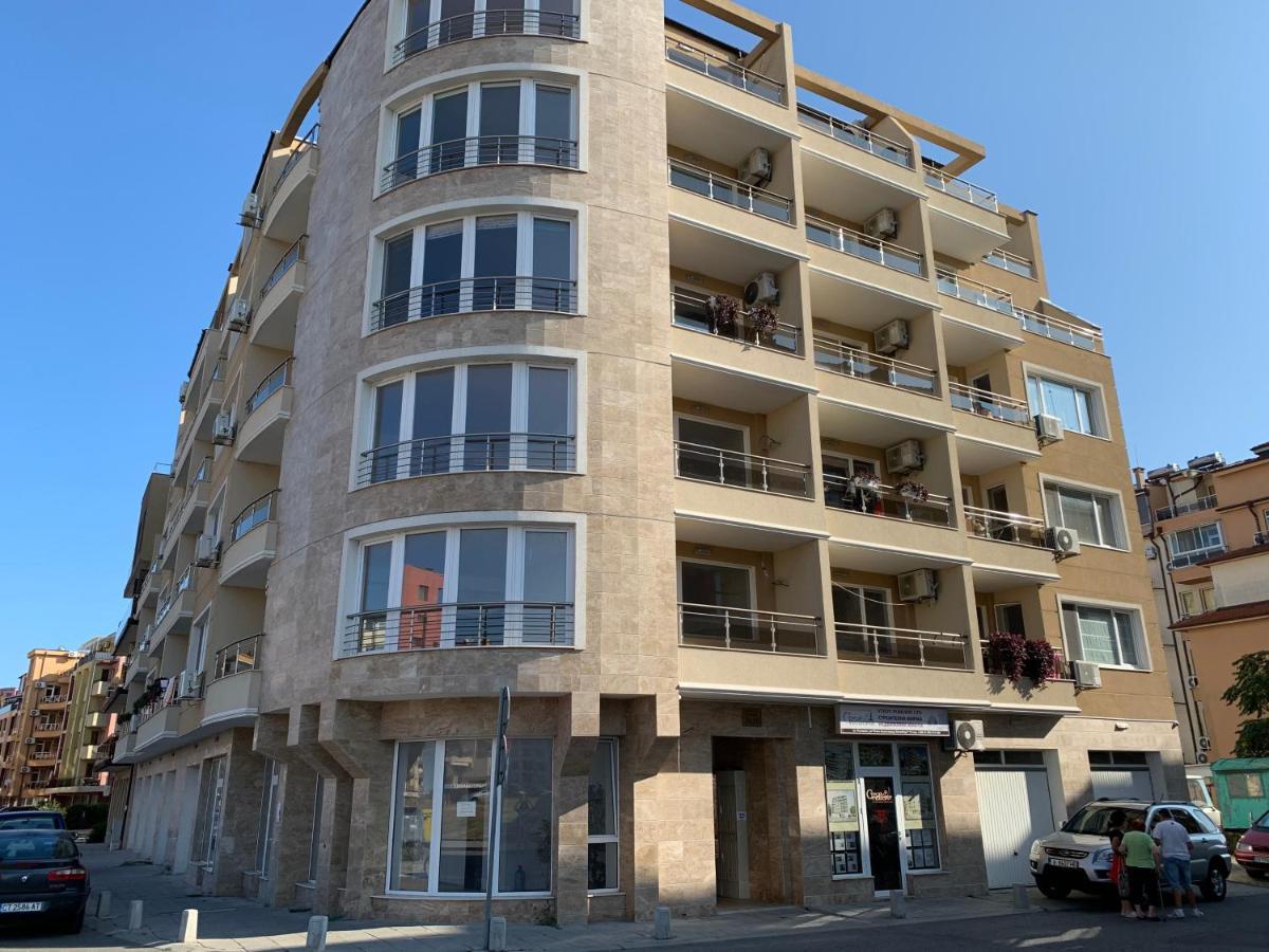 بوموري Sunny Days Luxury Apartment المظهر الخارجي الصورة
