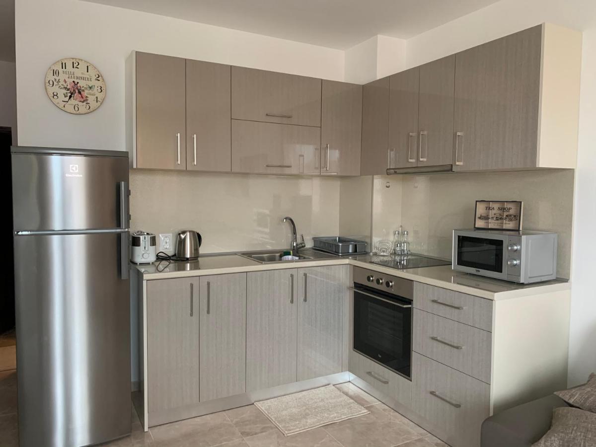 بوموري Sunny Days Luxury Apartment المظهر الخارجي الصورة